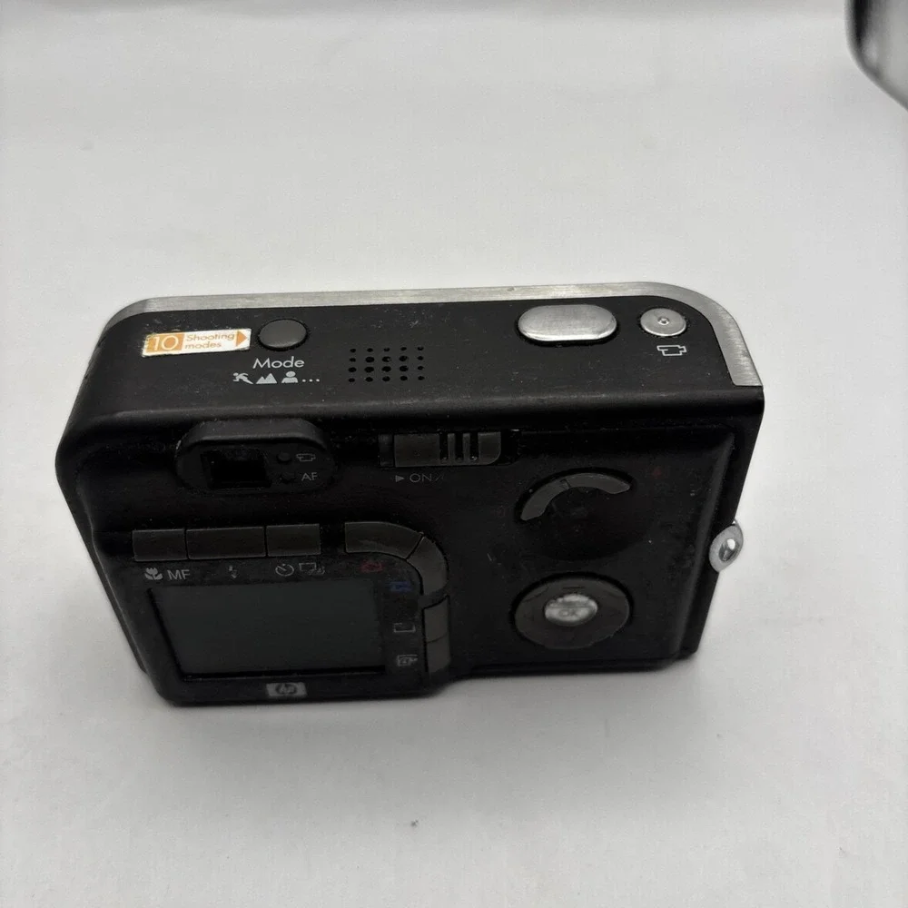 HP Photosmart R707 5.1 MP Digital Camera 3x Optical Zoom - Silver - Tested Works